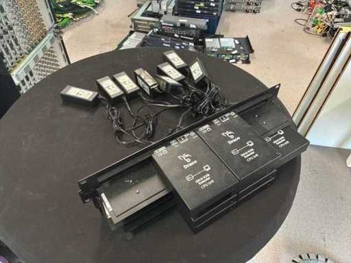 DRACO L477-1SHC DVI-D KVM CPU-unit extenderbehuizingen (8x)