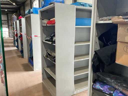 Metalen kasten met inhoud (4x)