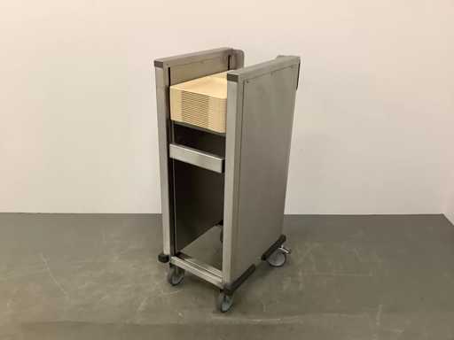 Metos - Mobilny skład tacek