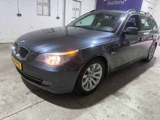 BMW - 5er Touring - 520i Corp. L. Bns L. AUTOMATO- 11-HTP-5- 2009
