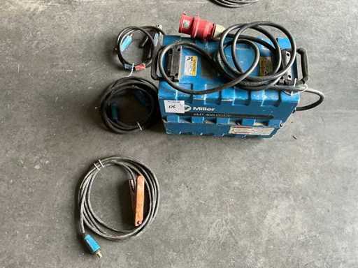 Macchina per saldatura a elettrodi Miller XMTC 400 CC/CV