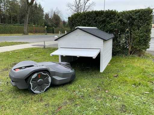 Stationsgebäude des Pro-Garden Robotic Rasenmähers