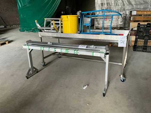 Verschiedene Maschinen und Zubehörteile