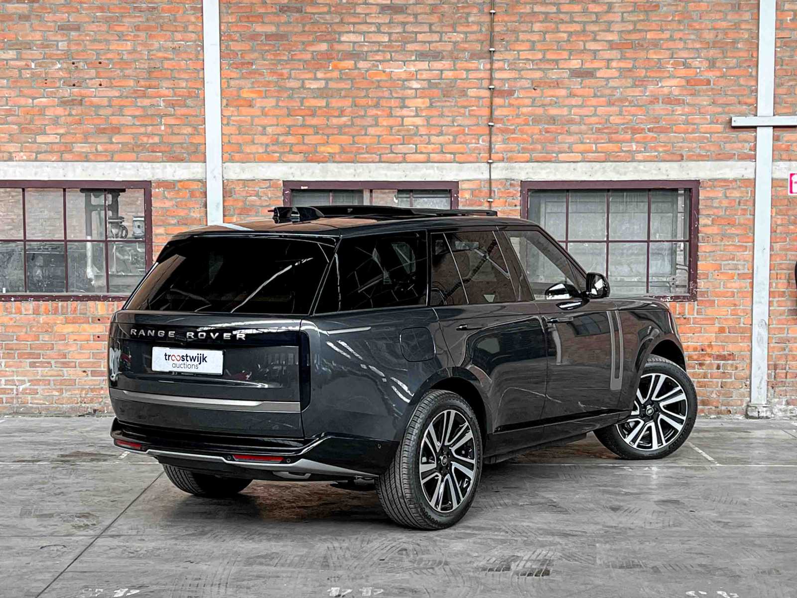 Land Rover Range Rover P460e HSE AWD 460pk 2025 -MY26- Plug-In Hybrid, HSF-72-F Fabrieksgarantie