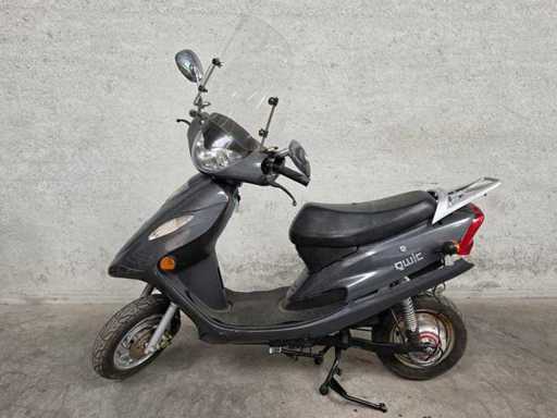 Evader - Snorscooter - EV100S - Brommer