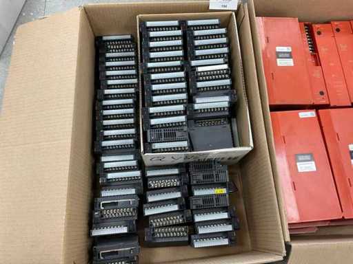 Mitsubishi QY80 Batch-Ausgangseinheiten