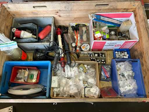 Articol material electric