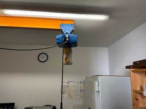 1999 ABUS 500 8 111 Electric Chain Hoist