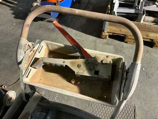 Dispositif de fermeture de sangle