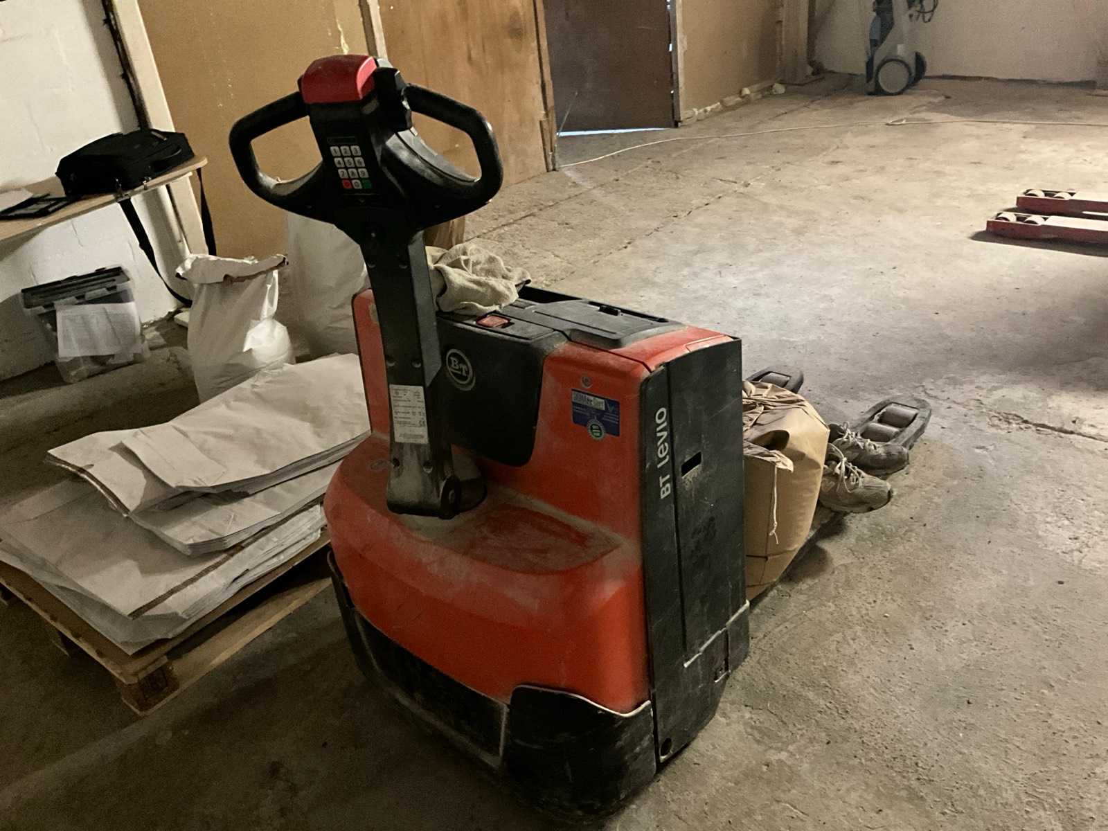 2014 Bt Lwe180 Order Picker