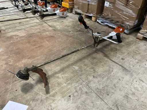 Stihl FSA200 Bürstenschneider