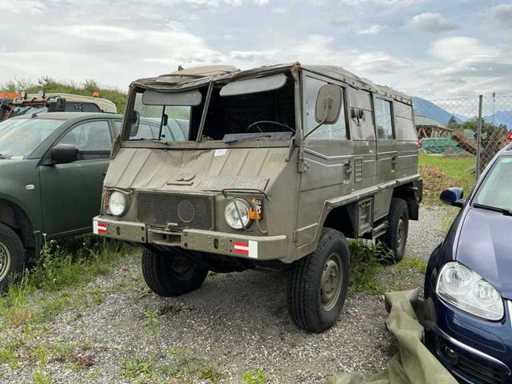 Pojazd wojskowy Puch Pinzgauer 710K z 1974 roku