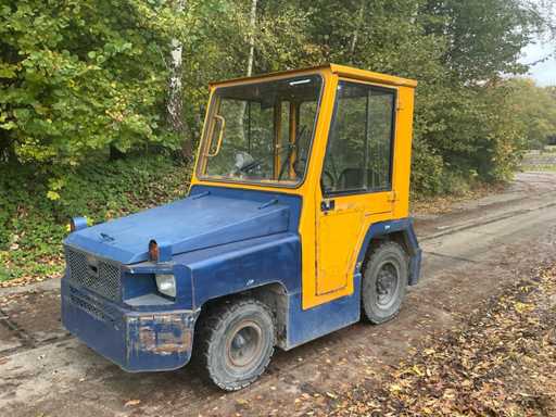 2000 Nissan Terminal trekker K/166 Industriële trekker