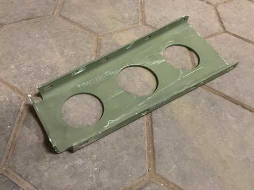 Montagehalterung (24x)