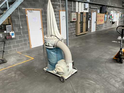 2003 Holzkraft ASA Aspirateur industriel