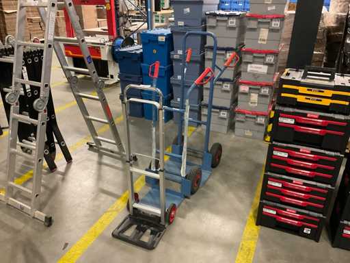 Hand trucks (3x)