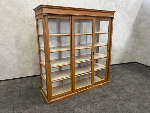 Vitrine vintage / vitrine de musée