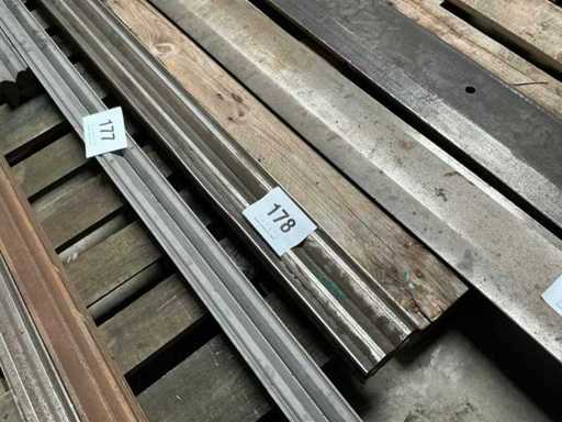 Couteau pliant pour machine de pliage