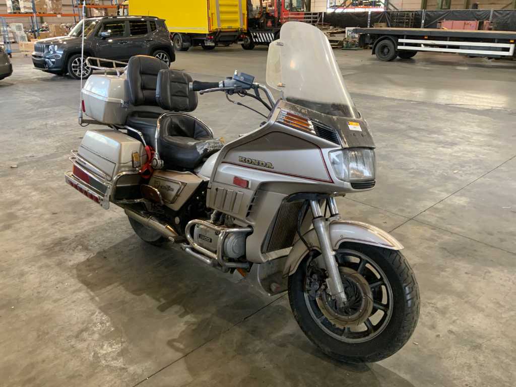 1985 honda store goldwing interstate