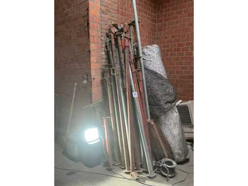 Diverse stutten en steunen