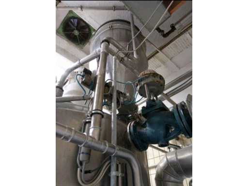 Fermentatietank met leidingunit