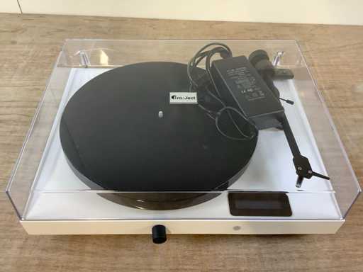 PRO-JECT 7000 Serie Juke Box E1 Jukebox