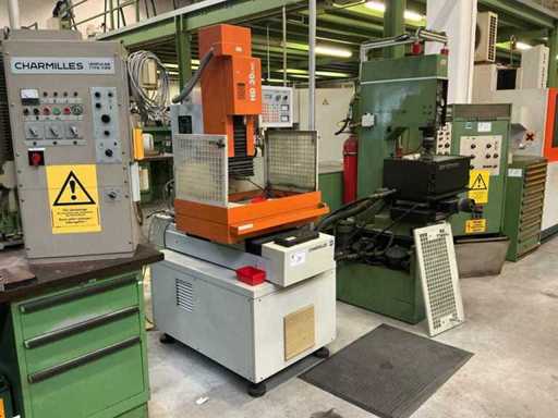 CHARMILLES - HD 30CNC - 2005 - Machine EDM à trou de démarrage