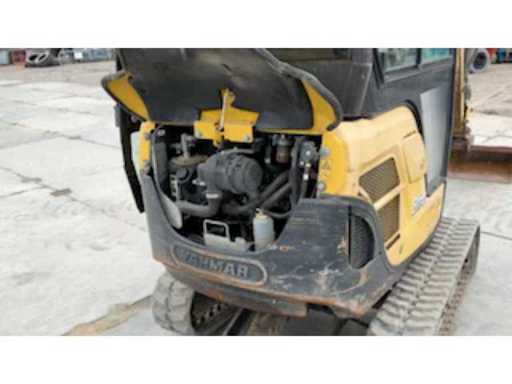 4cfc5a5d-244d-47a9-84a6-a50a2f675f79.mp4