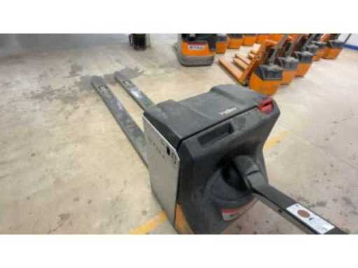 768e4139-1d0f-46ab-8e03-80d5cae87fb4.mp4