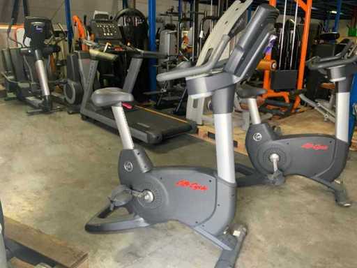 Life Fitness 95c enage uprightbike Home Trainer