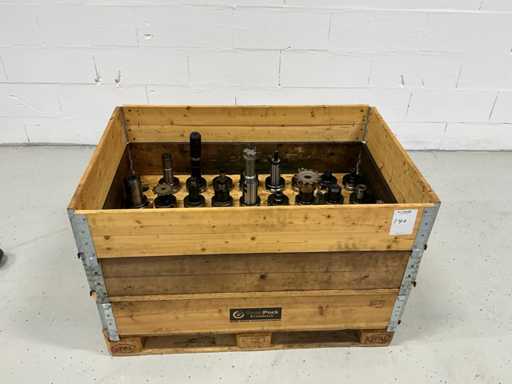 BT50 Tool Holder (35x)