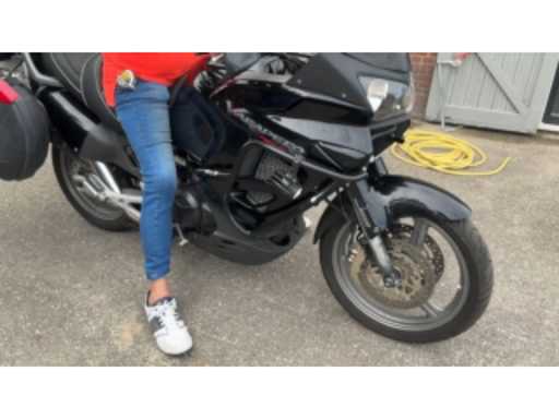 162986c1-e2e0-4dab-b9e1-5d0f32797ac5.mp4