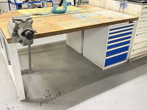 Établi REKA avec contenu