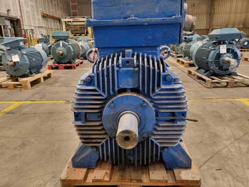 ELEKTRIM SEE 355 SL4AB Silnik elektryczny 270KW