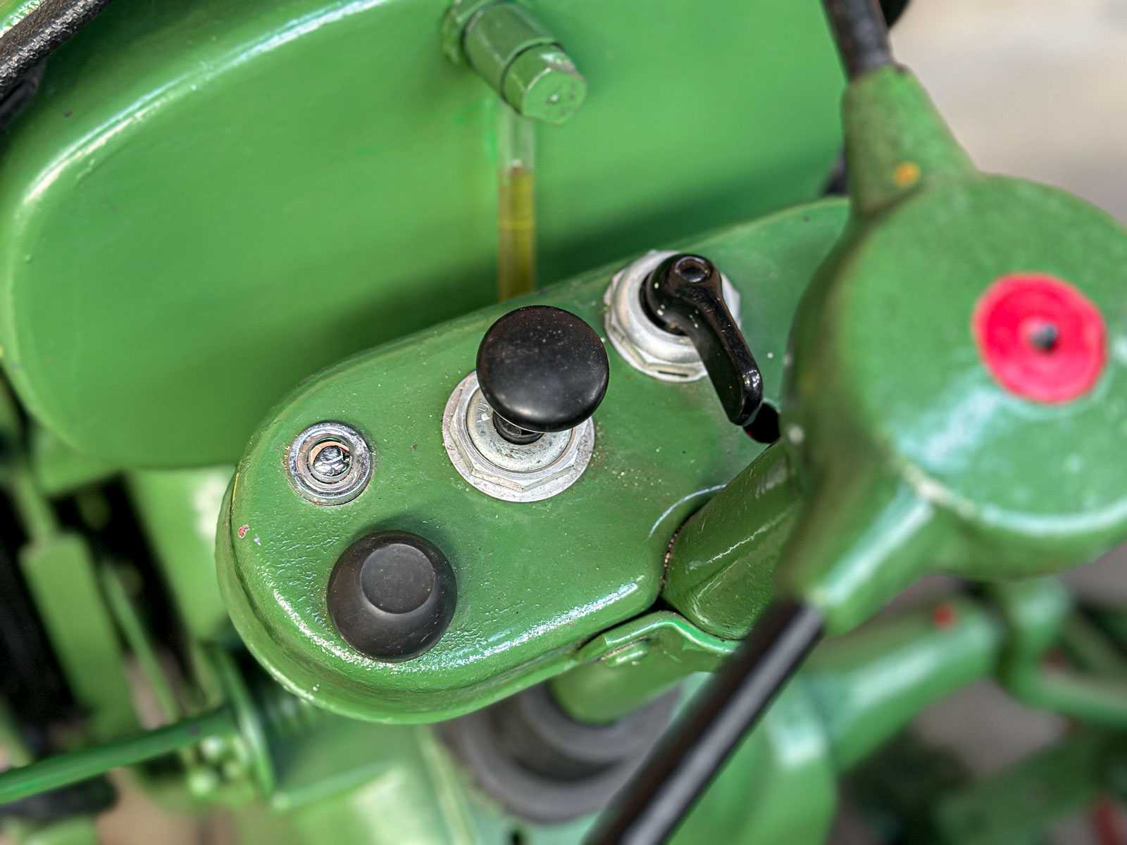 Holder 1955 1-Cilinder Oldtimer Tractor + Originele Melkwagen, TRH-44-X