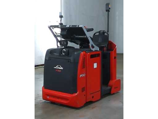 LINDE P50C Tow Tractor
