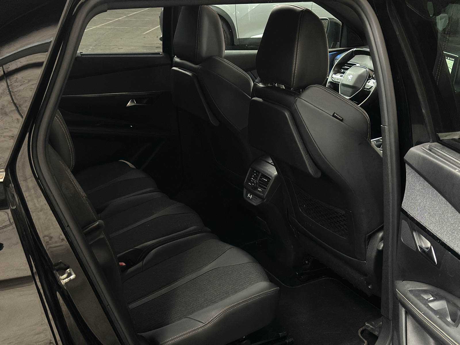 Peugeot 5008 1.2 PureTech Blue Lease GT-Line 131pk 2020, J-762-BF