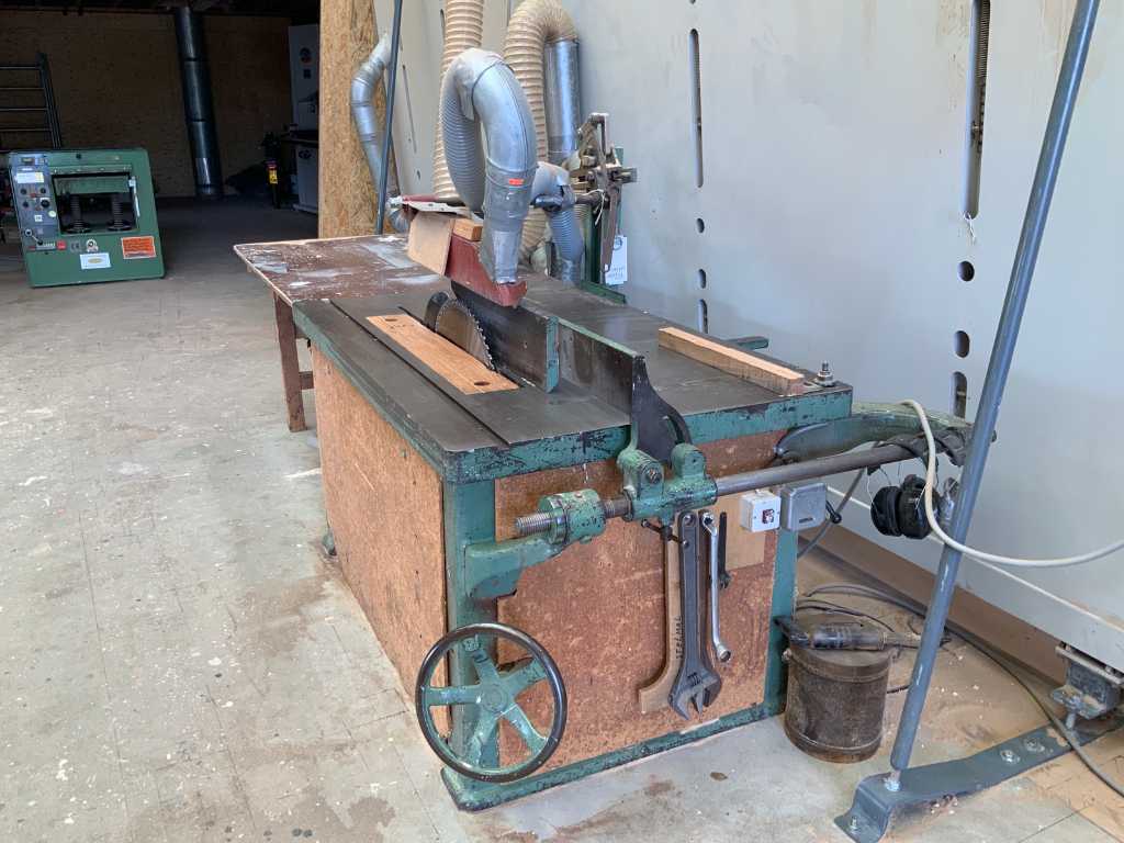 Formaatcirkelzaagmachine