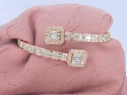 Bransoletka z różowego złota z diamentami