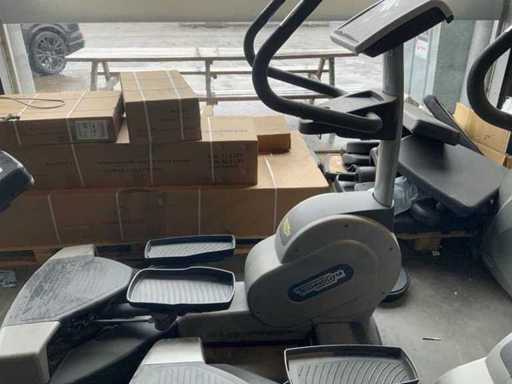 Technogym excite Wave 700 led Crosstrainer