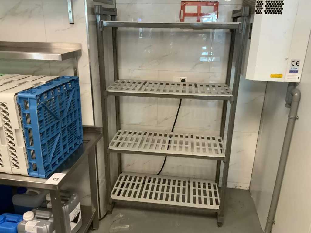 Cambro - Cold storage rack