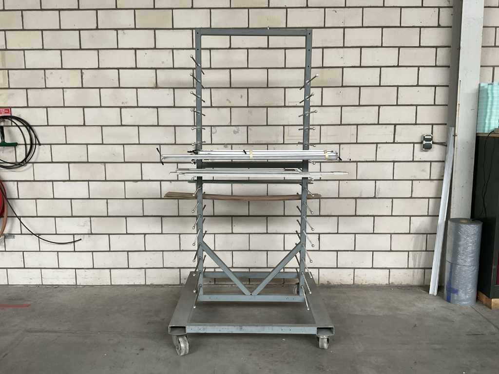 16-piece material trolley