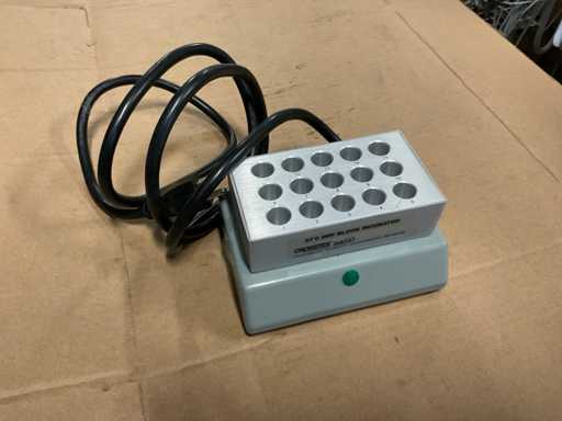 Crosstex Dry block incubator