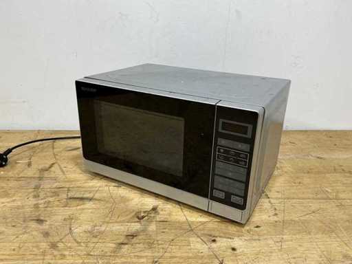 Sharp - Cuptorul cu microunde