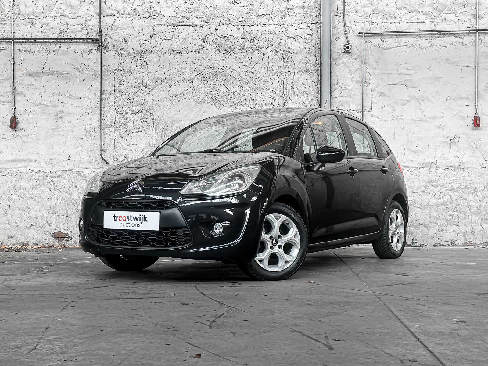 No reserve: Autoveiling te Boxmeer