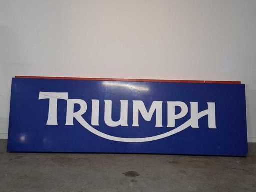 Tabla dealerilor Triumph