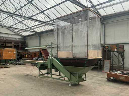 Van Nobelen 21-020 z 1995 roku Taśma transportowa z windą i do sortowania