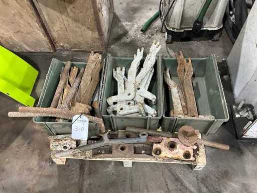 Double-wheel fingers + spindles