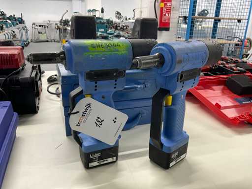 Gesipa Accubird Battery blind rivet nut pliers (2x)