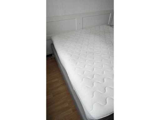 Matelas 180 cm